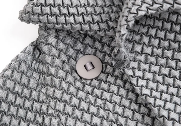 イッセイミヤケISSEY MIYAKE スチームストレッチ編み込み3D