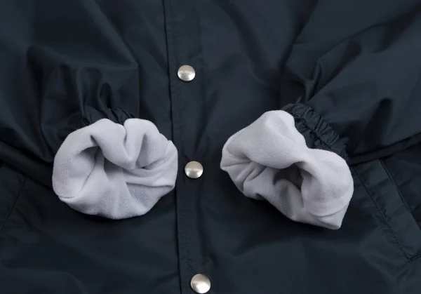 コムデギャルソン ガールCOMME des GARCONS GIR バックロゴプリントコーチジャケット 紺L K-113992_009