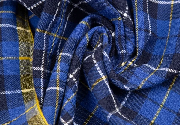 ヴィヴィアンウエストウッドVivienne Westwood オーブ刺繍タータンチェックハンカチ 青黄白 K-114090_003