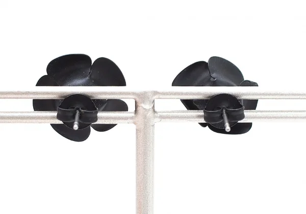 ジャンポールゴルチエJean Paul GAULTIER ビジュー装飾フラワーピアス 黒 K-114111_005