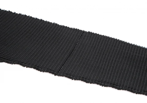 イッセイミヤケ ミーISSEY MIYAKE me カッティングデザインストレッチプリーツシャツ 黒F K-114220_007
