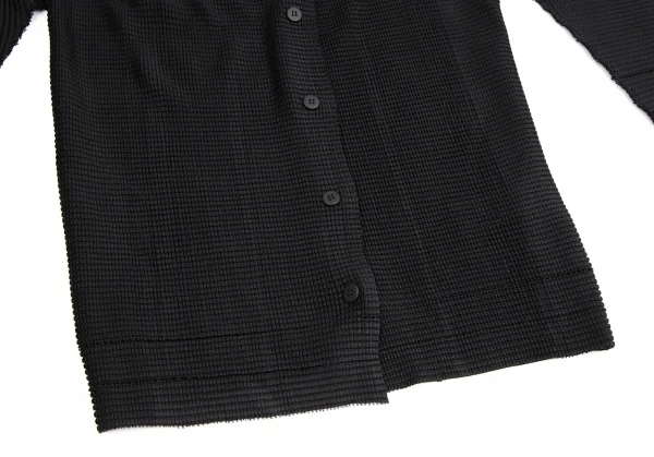 イッセイミヤケ ミーISSEY MIYAKE me カッティングデザインストレッチプリーツシャツ 黒F K-114220_009