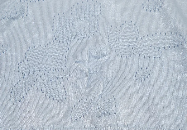 トリココムデギャルソンtricot COMME des GARCONS グリッタープリント針抜きフラワー柄クルーネックニット 水色S位 K-114437_007