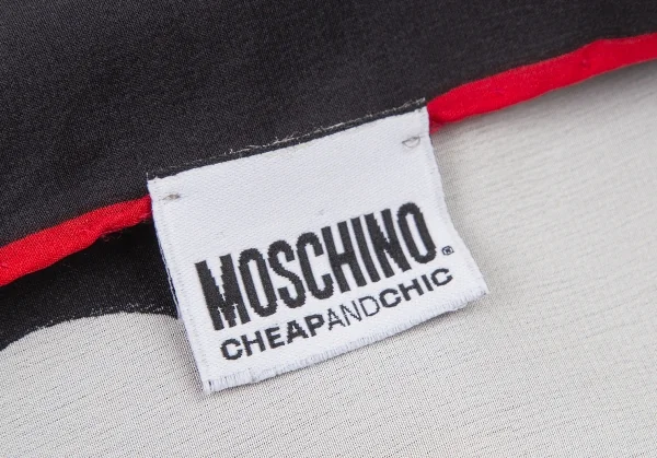 モスキーノ チープ＆シックMOSCHINO CHEAPANDCHIC ハートクラウドプリントシルクハンカチ 黒 K-114548_009