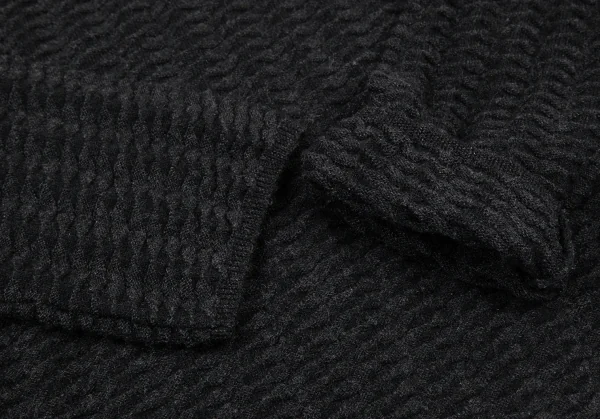 イッセイミヤケ メンISSEY MIYAKE MEN プリーツデザインウールクルーネックニット 黒4 K-114681_005