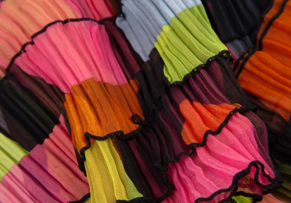 イッセイミヤケISSEY MIYAKE フリルプリーツストール マルチ K-114837_004