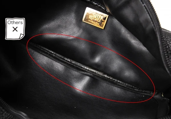 GIANNI VERSACE Leather Pouch K-115017_014