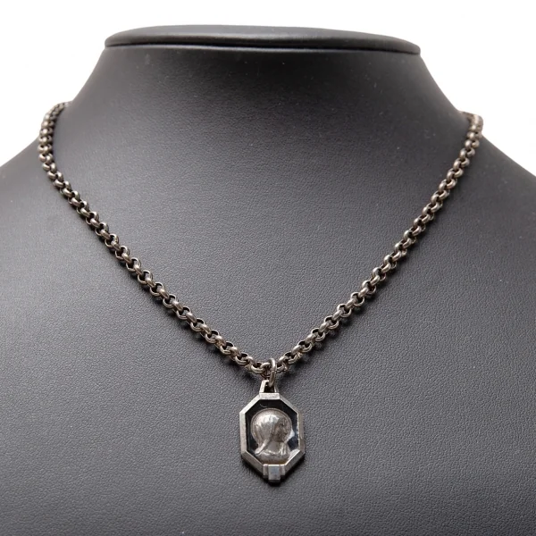 ジャンポールゴルチエJean Paul GAULTIER マリアモチーフチェーンネックレス ガンメタ K-115252_001