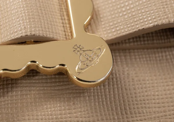 ヴィヴィアンウエストウッドVivienne Westwood リボン装飾長財布 ベージュ K-115347_012