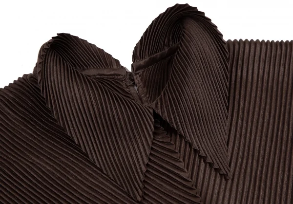 イッセイミヤケISSEY MIYAKE 斜行プリーツノースリーブプルオーバーブラウス 茶M位 K-115370_004