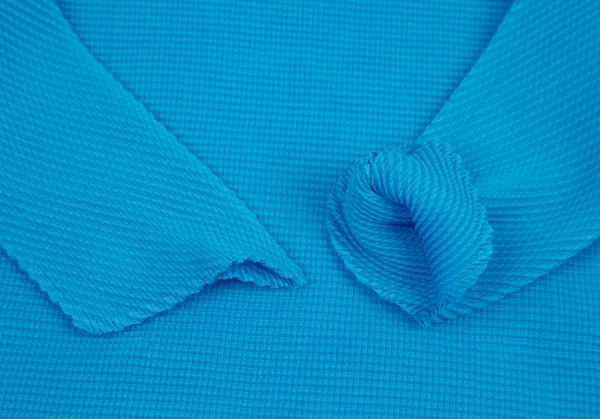 イッセイミヤケISSEY MIYAKEPLEATS (T.) ストレッチプリーツハイネックカットソー 水色M K-115994_006