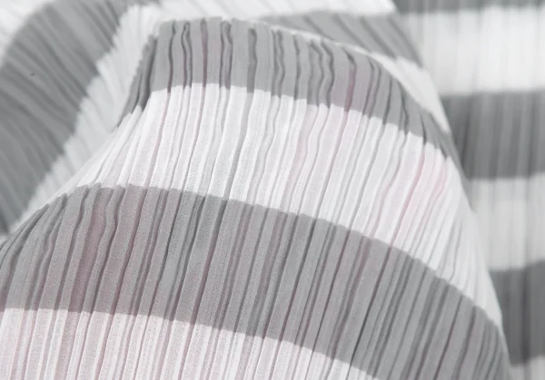 イッセイミヤケISSEY MIYAKEパターン切替ボーダーシースループリーツシャツ 白グレーM K-116027_012