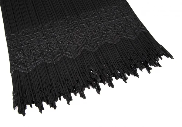 プリーツプリーズPLEATS PLEASE ダマスクエンボス裾カッティングノースリーブトップス 黒3 K-116058_007