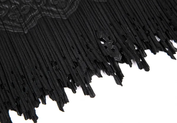 プリーツプリーズPLEATS PLEASE ダマスクエンボス裾カッティングノースリーブトップス 黒3 K-116058_009