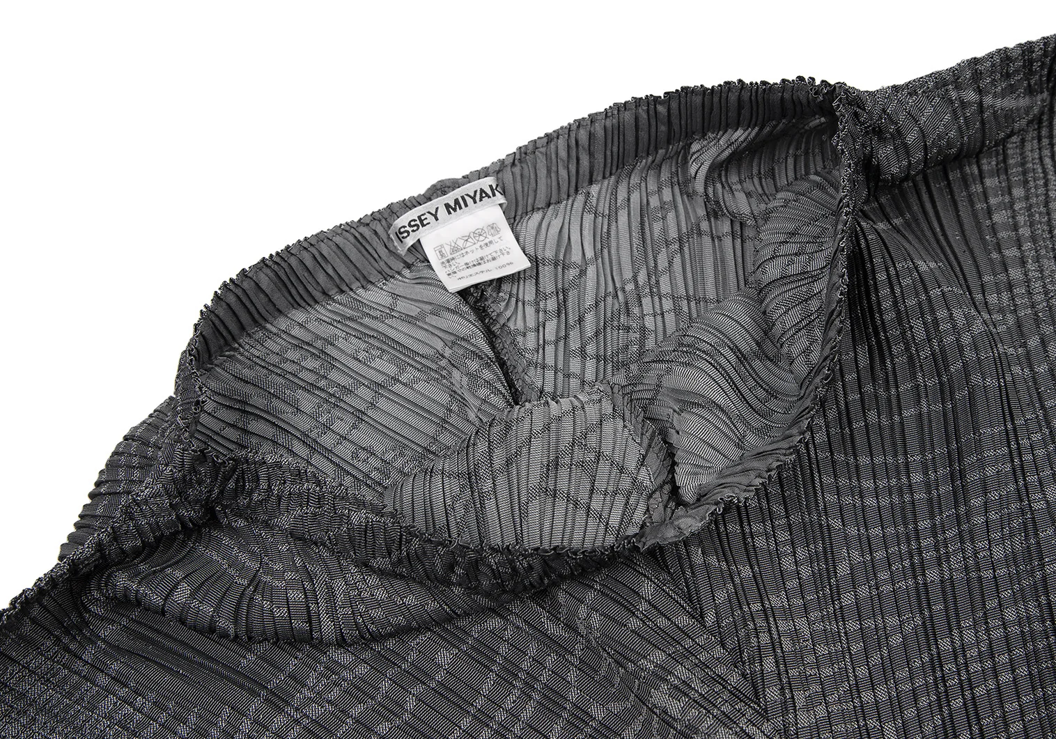 イッセイミヤケISSEY MIYAKE ジャガード織りバイアスプリーツ