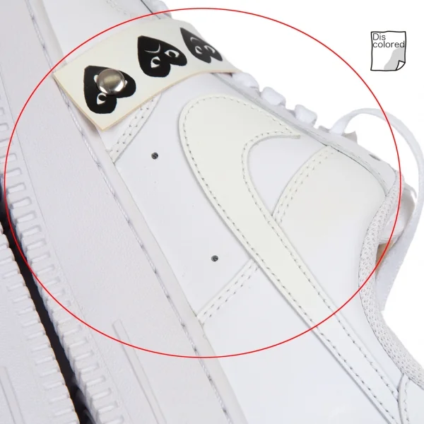 プレイコムデギャルソン×ナイキPLAY COMME des GARCONS×NIKE エアフォース1ローカットスニーカー 白黒27 K-116285_015