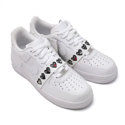 プレイコムデギャルソン×ナイキPLAY COMME des GARCONS×NIKE エアフォース1ローカットスニーカー 白黒