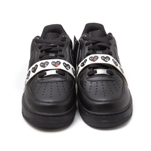プレイコムデギャルソン×ナイキPLAY COMME des GARCONS×NIKE エアフォース1ローカットスニーカー 黒白27 K-116286_002