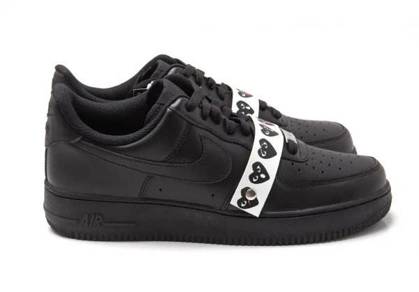 プレイコムデギャルソン×ナイキPLAY COMME des GARCONS×NIKE エアフォース1ローカットスニーカー 黒白27 K-116286_009