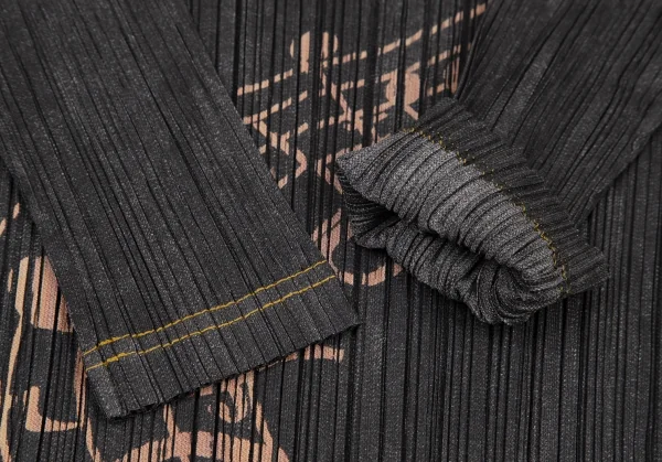 PLEATS PLEASE Musical Note Printed 3/4 Sleeve Top & Flare Skirt K-116399_006