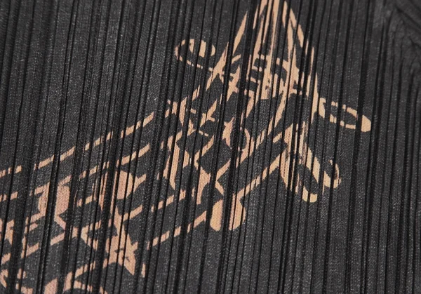 PLEATS PLEASE Musical Note Printed 3/4 Sleeve Top & Flare Skirt K-116399_008