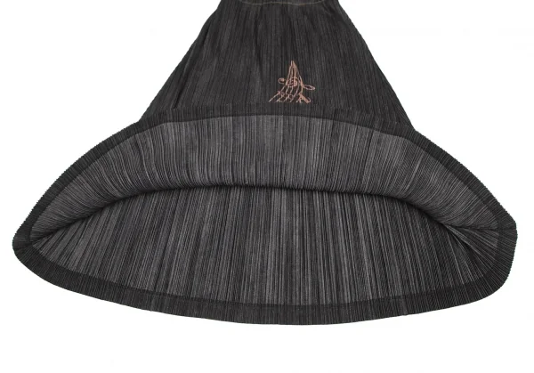 PLEATS PLEASE Musical Note Printed 3/4 Sleeve Top & Flare Skirt K-116399_017