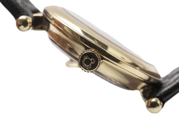 ヴィヴィアンウエストウッドVivienne Westwood オーブチャーム付きレザーバンドウォッチ ゴールド黒 K-116469_010