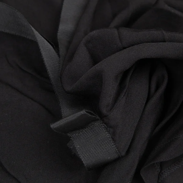 ヨウジヤマモト ファムYohji Yamamoto FEMME レーヨンギャバビッグアイレットホルターネックトップス 黒2 K-116707_012