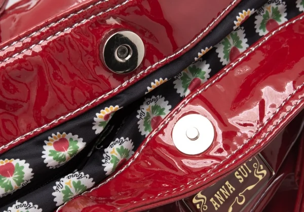 アナスイANNA SUI バタフライチャーム付きエナメルハンドバッグ 赤 K-117127_012