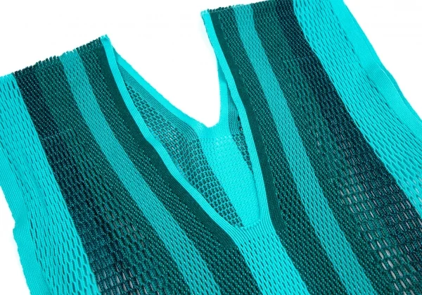 イッセイミヤケISSEY MIYAKE A-POC INSIDE メッシュストライプVネックトップス ターコイズ2 K-117523_004