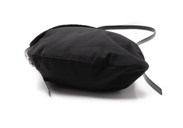 ヨウジヤマモト ファムYohji Yamamoto FEMME ウールギャバフラップショルダーバッグ 黒 K-117694_006