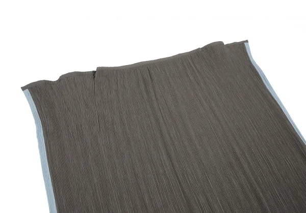 イッセイミヤケ ホワイトレーベルISSEY MIYAKE WHITELABEL プリーツハーフラップスカート モカグレーM位 K-117872_010