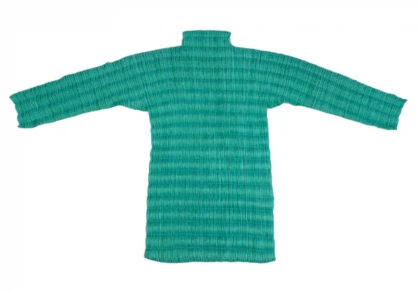 イッセイミヤケISSEY MIYAKEプリーツハイネックカットソー 緑M K-117883_002