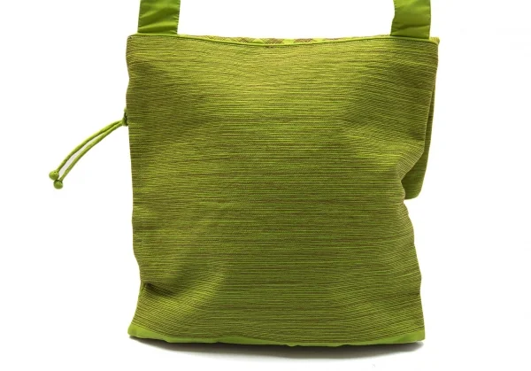 イッセイミヤケハートタマシャISSEY MIYAKE HaaT TaMaSHa ステッチ刺繍フラップショルダーバッグ 黄緑 K-117903_006