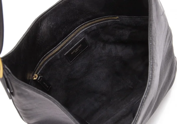 サンローランパリSAINT LAURENT PARIS カサンドラチャームレザーホーボーバッグ 黒 K-117970_014