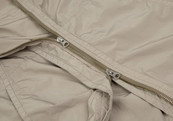 ISSEY MIYAKE me Poly Nylon Shirring Zip Up Coat K-118054_014