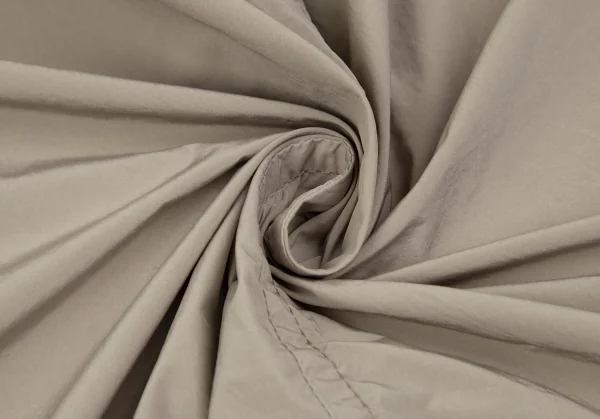 ISSEY MIYAKE me Poly Nylon Shirring Zip Up Coat K-118054_018