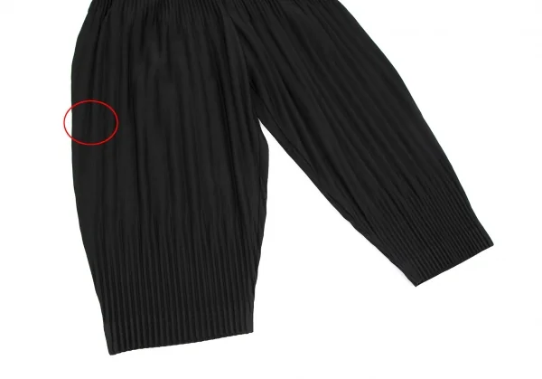 オムプリッセ イッセイ ミヤケHOMME PLISSE ISSEY MIYAKE 消しプリーツクロップドパンツ 黒2 K-118085_005
