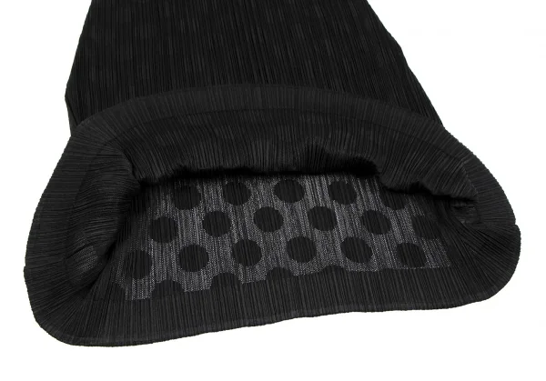 プリーツプリーズPLEATS PLEASE ドットジャガードメッシュフリルスリーブワンピース 黒5 K-118103_010