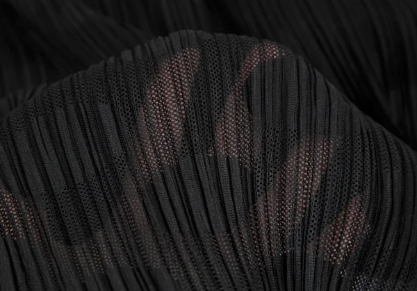 プリーツプリーズPLEATS PLEASE ドットジャガードメッシュフリルスリーブワンピース 黒5 K-118103_014