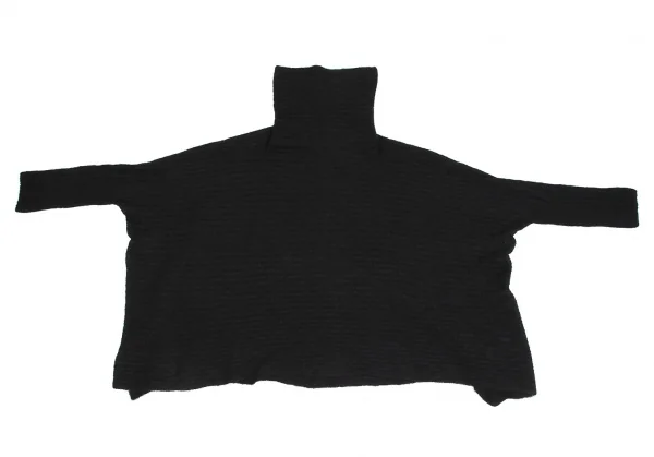 イッセイミヤケISSEY MIYAKE 132 5. モヘヤ混タートルネックポンチョニット 黒2 K-118510_002
