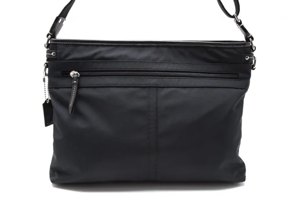 コーチCOACH 70119 ジップポケットナイロンショルダーバッグ 黒 K-118617_008