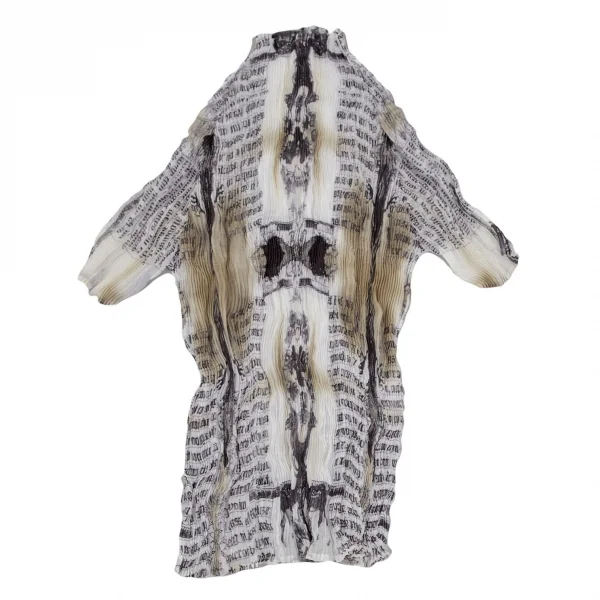 イッセイミヤケ ホワイトレーベルISSEY MIYAKE WHITE LABEL プリントハイネックプリーツ半袖カットソー 茶白黒2 K-119025_002