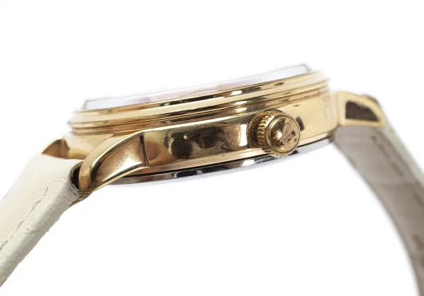 アニエスベーagnes b. シェル文字盤ソーラー腕時計 ゴールド K-119294_004