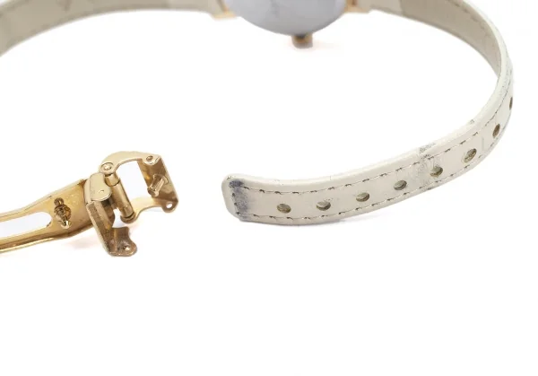 アニエスベーagnes b. シェル文字盤ソーラー腕時計 ゴールド K-119294_009