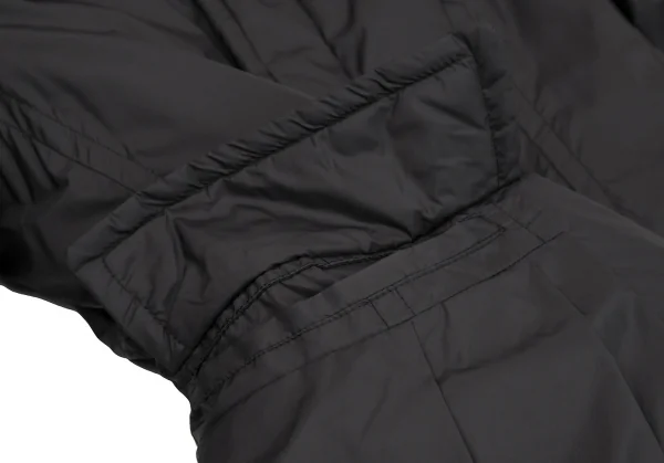 コムコム コムデギャルソンCOMME des GARCONS ナイロンサイドプリーツ中綿ダッフルコート 黒XS K-119336_009