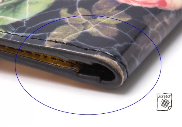 ヴィヴィアンウエストウッドVivienne Westwood フラワープリントオーブパスケース 他 ゴールドマルチ K-119396_008