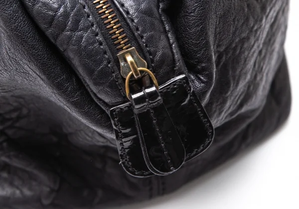 フェンディFENDI バックルベルトデザインシュリンクレザーバッグ 黒 K-119455_011