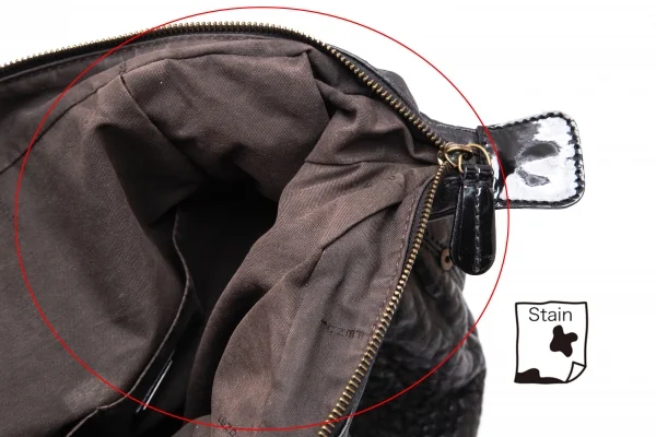 フェンディFENDI バックルベルトデザインシュリンクレザーバッグ 黒 K-119455_016