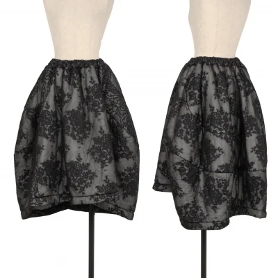 COMME des GARCONS Floral Embroidered Mesh Padding Skirt